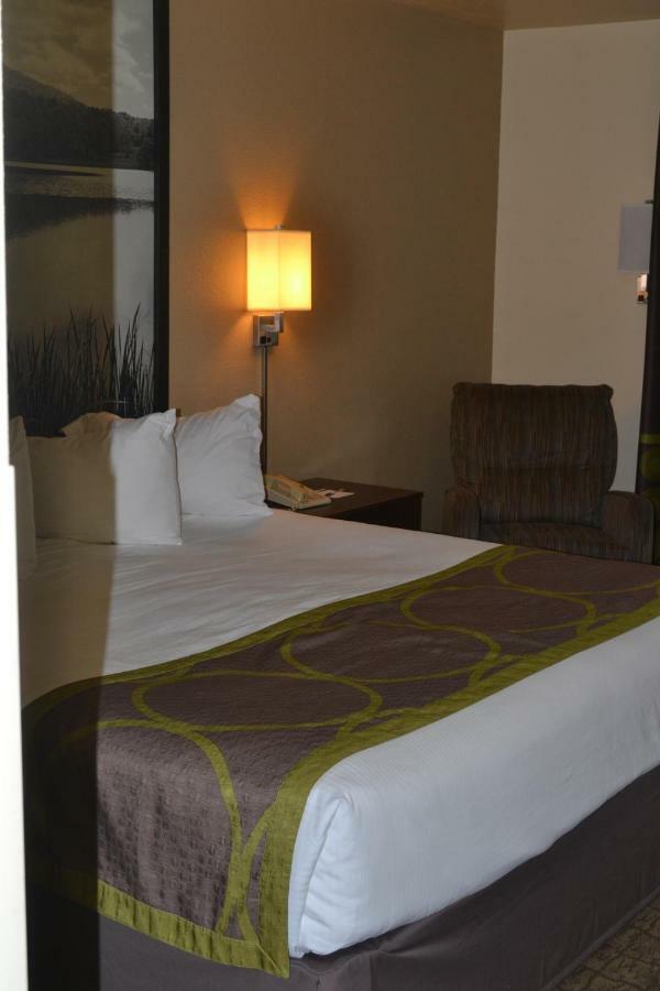 Hotel Super 8 By Wyndham Lebanon Exterior foto
